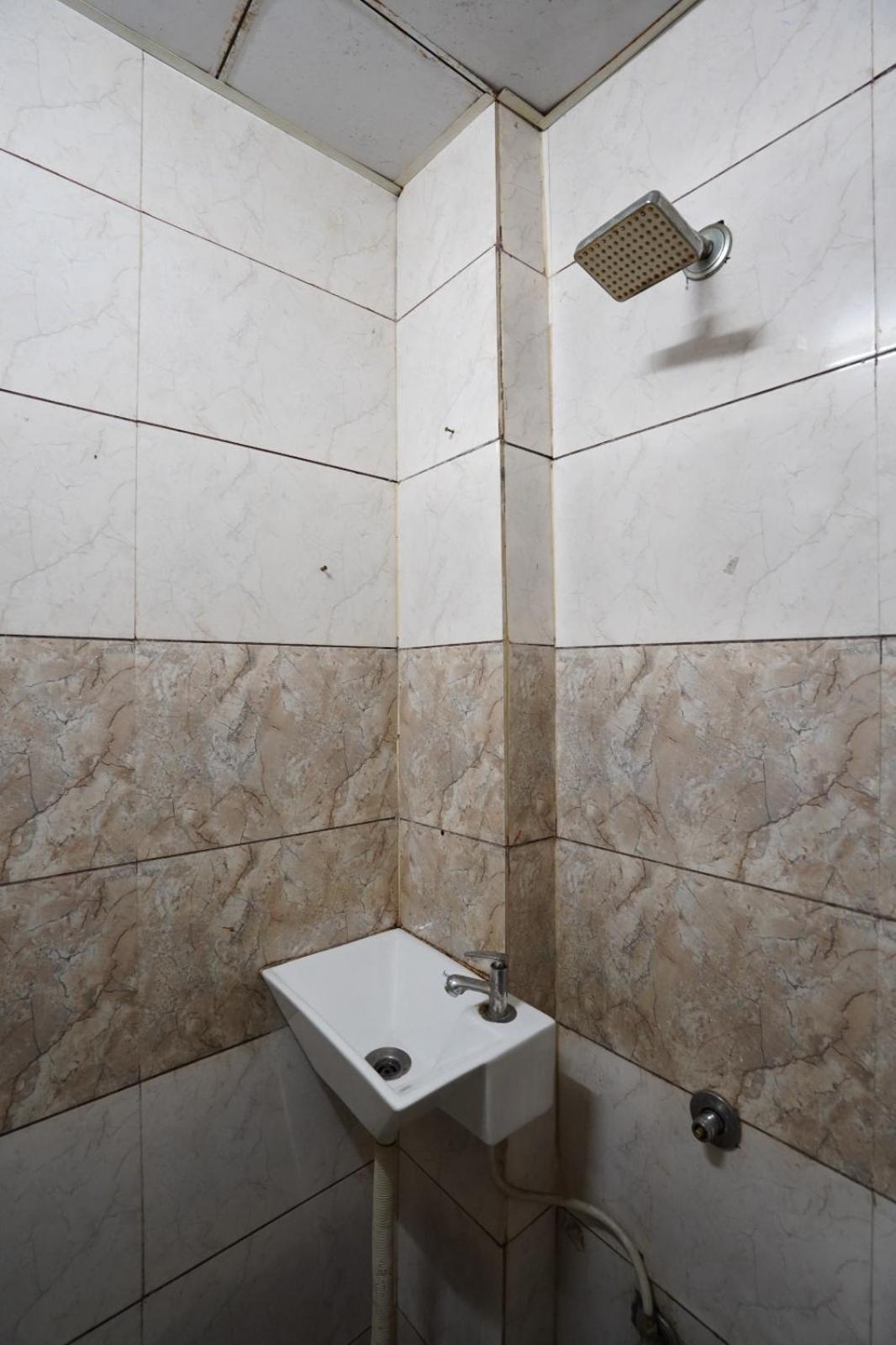 Hotel Sai Inn, Ahmedabad Airport Ngoại thất bức ảnh